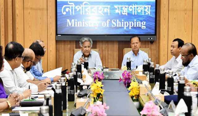 ‘ঈদযাত্রায় অতিরিক্ত ভাড়া ও যাত্রীবহন করলে কঠোর ব্যবস্থা’
