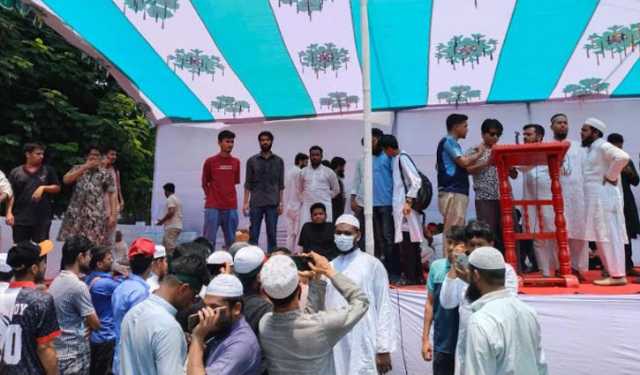 আন্দোলন মঞ্চে ছাত্র-জনতা