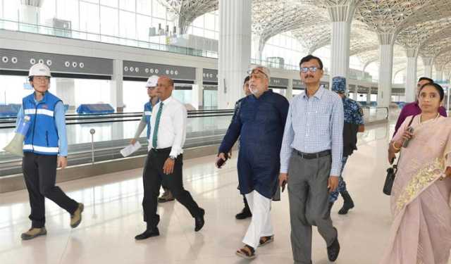 বিমানবন্দরের তৃতীয় টার্মিনাল পরিদর্শন করলেন তিন উপদেষ্টা