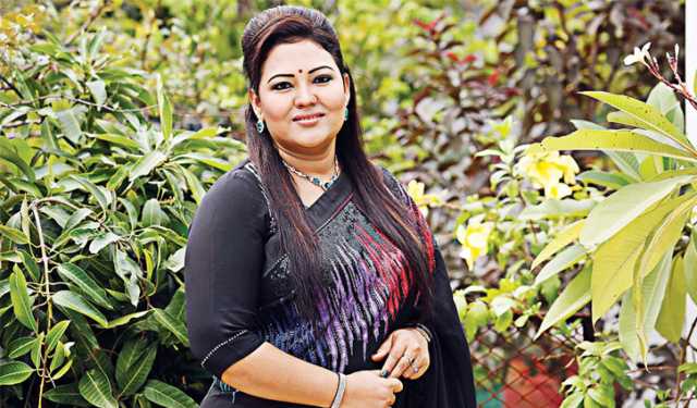 শিল্পী ও সাবেক এমপি মমতাজ গ্রেপ্তার