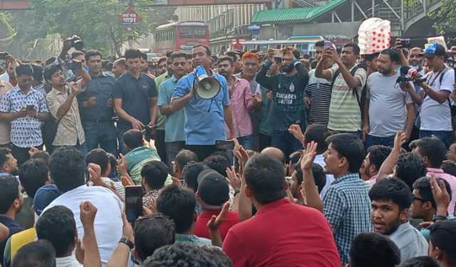 এবার যমুনা ঘেরাওয়ের হুঁশিয়ারি ছাত্রদলের