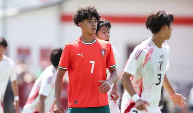 বাবা রোনালদোর ছাপ রেখে ক্রিস্টিয়ানিনহো জাতীয় দলে অভিষিক্ত