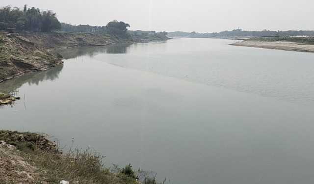 গড়াই নদী থেকে অজ্ঞাত নারীর মরদেহ উদ্ধার