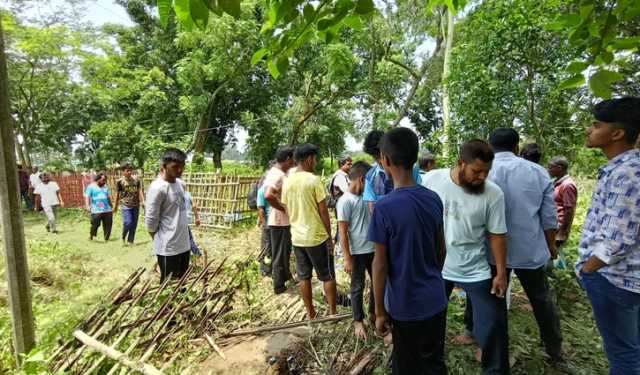 পঞ্চগড়ে এক রাতে ৫ কবরের কঙ্কাল চুরি