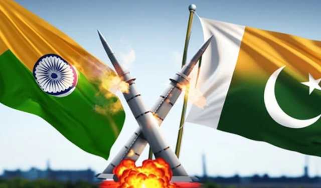 ভারত-পাকিস্তান কি সর্বাত্মক যুদ্ধে জড়াচ্ছে?
