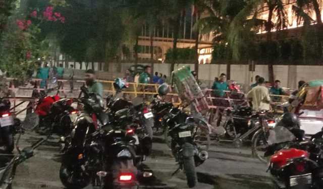 যমুনার চারপাশে আইনশৃঙ্খলা বাহিনীর কঠোর অবস্থান