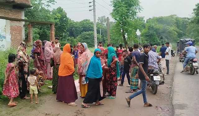 ঝিনাইদহে ট্রাকচাপায় নারীর মৃত্যু