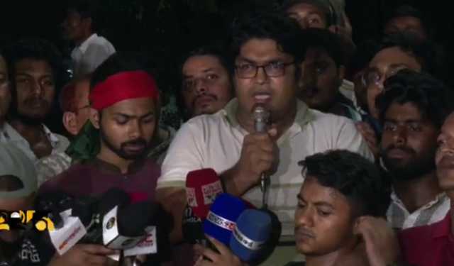 দাবি আদায় না হওয়া আন্দোলন চালিয়ে যাওয়ার ঘোষণা জবি শিক্ষার্থীদের