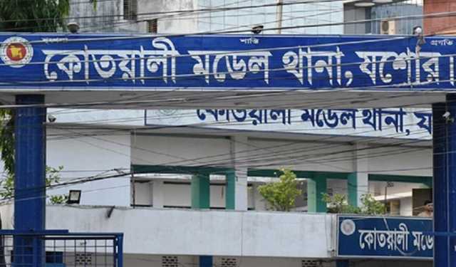কুড়িয়ে পাওয়া ককটেল বিস্ফোরণে আহত এক শিশুর মৃত্যু