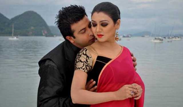 হঠাৎ কলকাতায় শাকিব, সঙ্গী জয়া