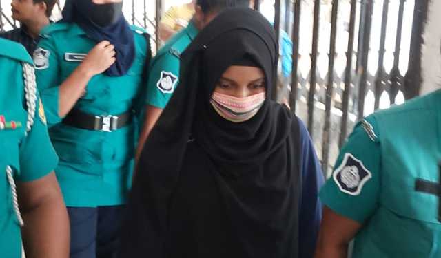 পারভেজ হত্যায় ৩ দিনের রিমান্ডে টিনা