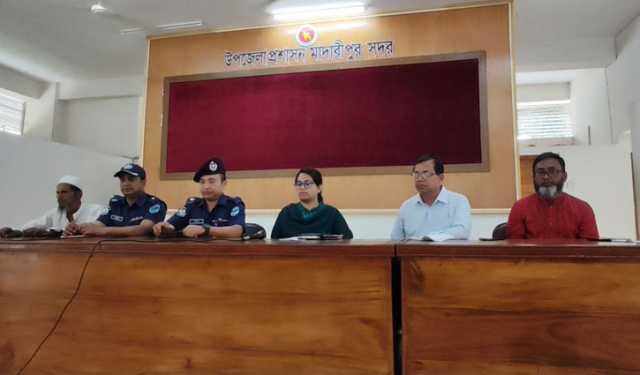 ‘শিরক’ আখ্যা দিয়ে শতবর্ষী বটগাছ কেটে ফেলার ঘটনায় তদন্ত কমিটি