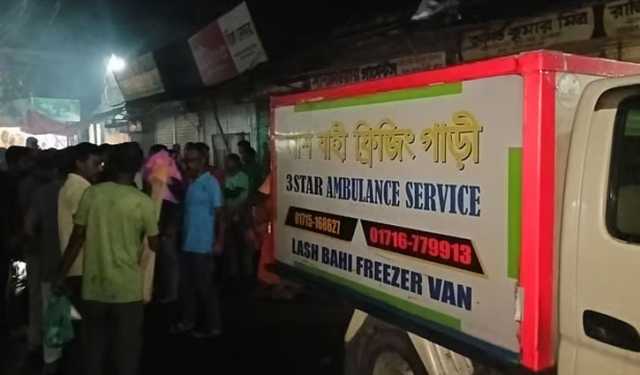 জামিনে মুক্তি পেয়ে বাবার শেষকৃত্যে আ.লীগ নেতা ছেলে