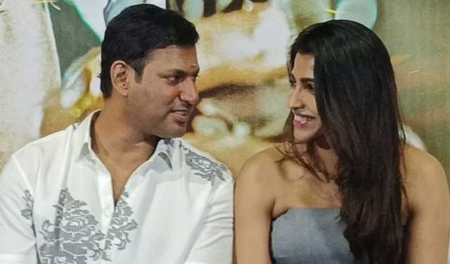 জন্মদিনে বিশালের বিয়ে: ১২ বছরের ছোট কনেকে নিয়ে চর্চা