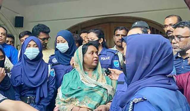 আইভীকে গ্রেপ্তারে বাধা, ৫২ জনের বিরুদ্ধে মামলা, গ্রেপ্তার ৩