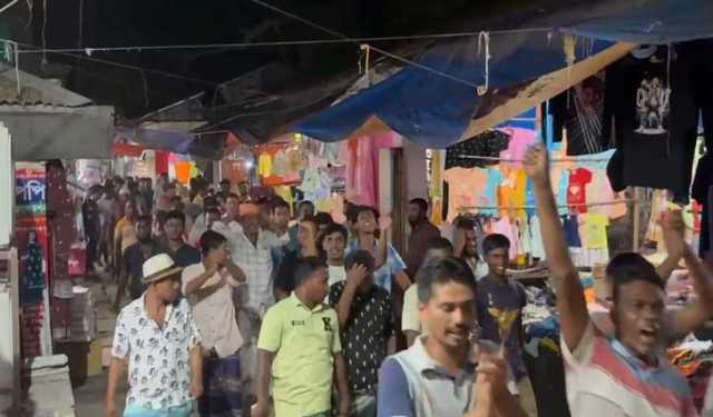 আবদুল হামিদের দেশত্যাগ: প্রতিবাদে মিঠামইনে বিক্ষোভ
