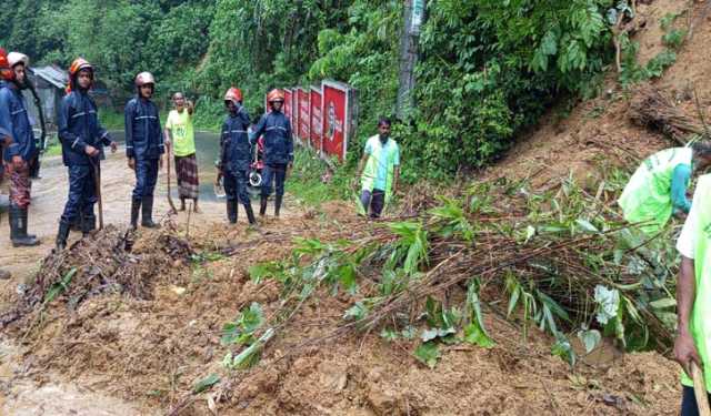 খাগড়াছড়িতে ভারী বর্ষণ, কয়েক স্থানে পাহাড় ধস
