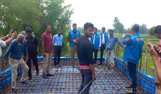 সড়ক ছাড়াই অর্ধকোটি টাকার সেতু নির্মাণ, দুদকের অভিযান