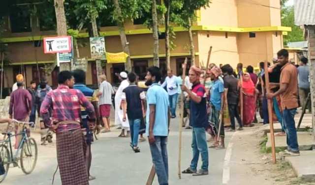 ঝিনাইদহে বিএনপির দু’গ্রুপে সংঘর্ষ, আহত ১৫