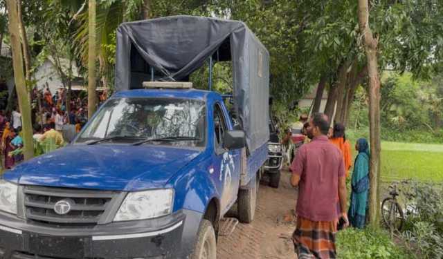 ধামরাইয়ে মা ও ২ ছেলের লাশ উদ্ধার 