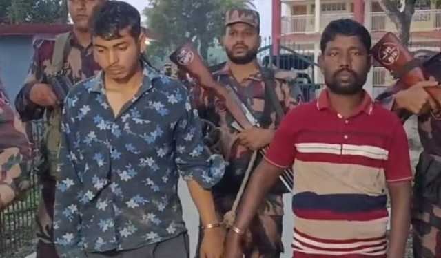 মেহেরপুরে ১০ স্বর্ণের বার উদ্ধার, ভারতীয়সহ গ্রেপ্তার ২