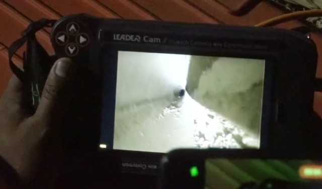 ৩৫ ফুট নিচে ক্যামেরা পাঠিয়েও দেখা যায়নি শিশুটিকে