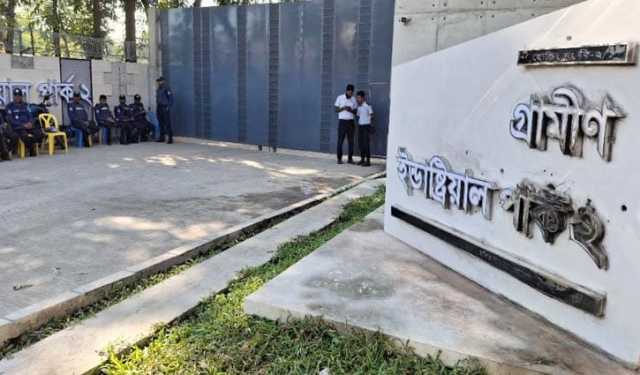 গাজীপুরে গ্রামীণ ইন্ডাষ্ট্রিয়াল পার্কে ককটেল নিক্ষেপ