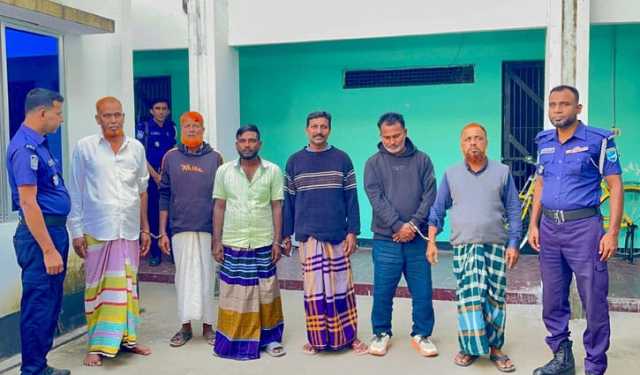 ধামরাইয়ে ২ মামলায় আওয়ামী লীগের ৬ নেতাকর্মী গ্রেপ্তার