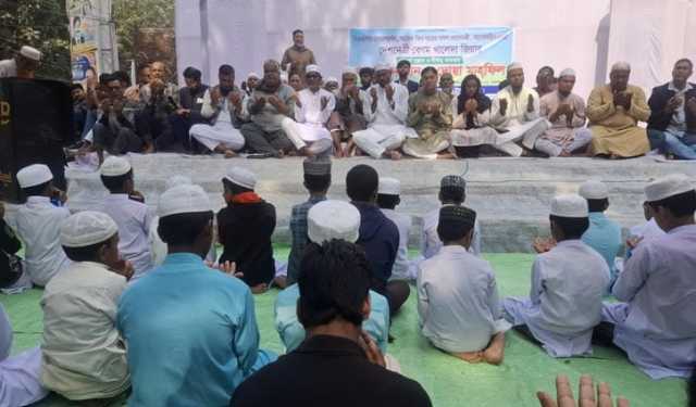 খালেদা জিয়ার সুস্থতা কামনায় বৈষম্যবিরোধী ছাত্র আন্দোলনের দোয়া