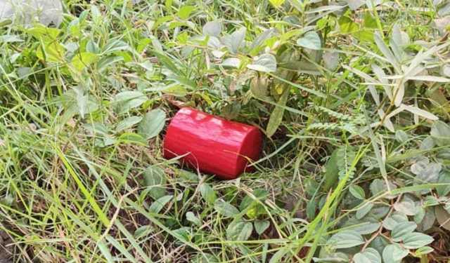 খুলনার আদালত পাড়ায় ককটেল সদৃশ বস্ত উদ্ধার