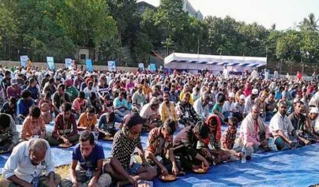খুলনায় দেড় হাজার অসহায় মানুষকে ‘মেহমানদারি’ 