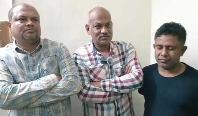 জাবিতে প্রাইভেট কারের ধাক্কায় ২ শিক্ষার্থী আহত, চালকসহ আটক ৩