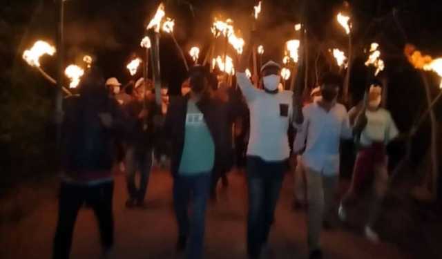 বরগুনায় ছাত্রলীগের মশাল মিছিল 