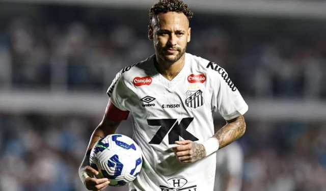 নেইমারের ‘ডাবল সেঞ্চুরি’