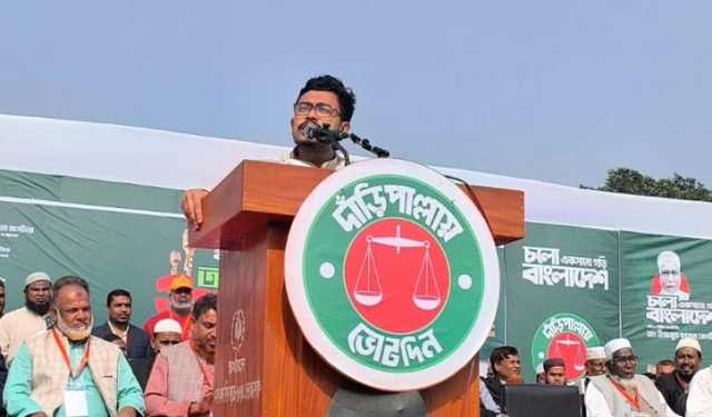 লন্ডন-দিল্লি-পিন্ডিতে বসে রাজনীতি চলবে না: সাদিক কায়েম