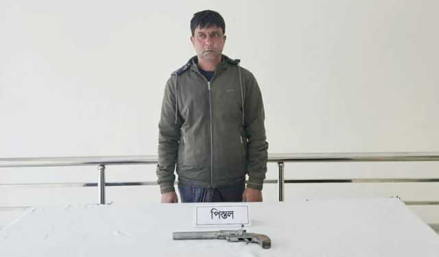 গাংনীতে অস্ত্রসহ যুবদল নেতা গ্রেপ্তার