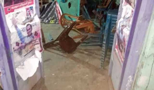 পাবনার ফরিদপুরে বিএনপির কার্যালয়ে ককটেল-গুলিবর্ষণ