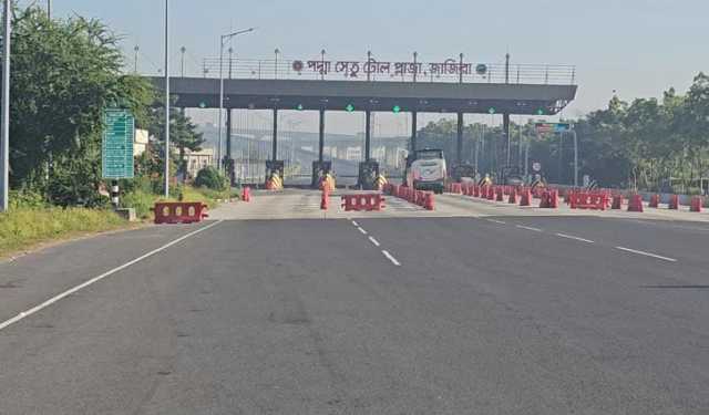 পদ্মা সেতু ও এক্সপ্রেসওয়েতে বাড়ানো হয়েছে নিরাপত্তা