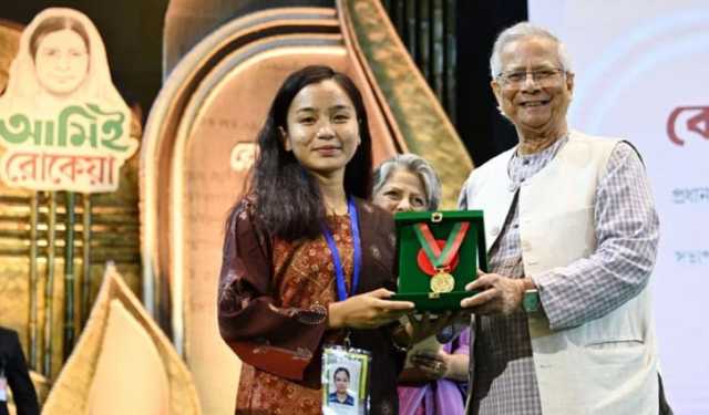 বেগম রোকেয়া পদকে সম্মানিত ঋতুপর্ণা চাকমা