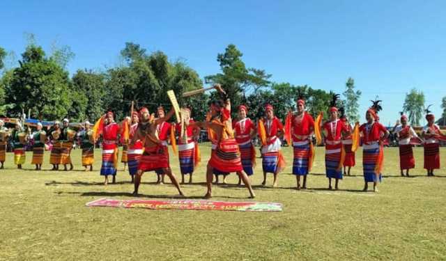 কলমাকান্দায় গারোদের নবান্ন উৎসব ‘ওয়ানগালা’ আয়োজন