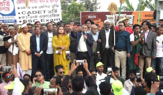 পাবনা-৩: ‌‘বহিরাগত হওয়ার প্রশ্নই আসে না, যারা বলছেন ভুল বলছেন’