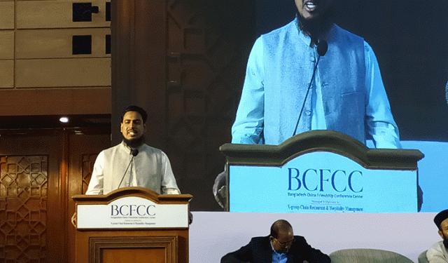 গণমাধ্যমে মতাদর্শভিত্তিক নিয়োগ বন্ধের তাগিদ আখতার হোসেনের 