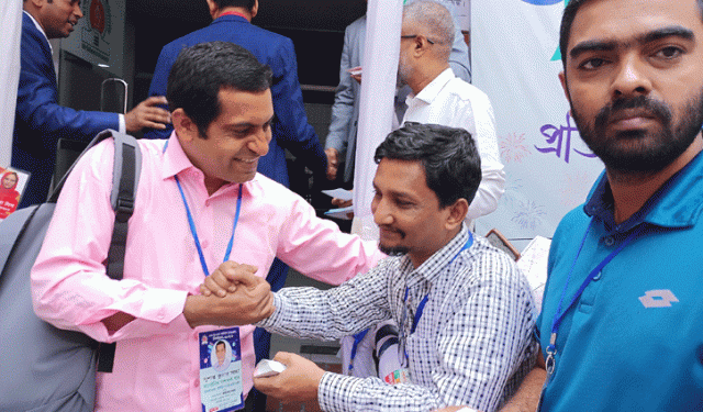 নেতা নির্বাচনে ডিআরইউতে চলছে ভোট