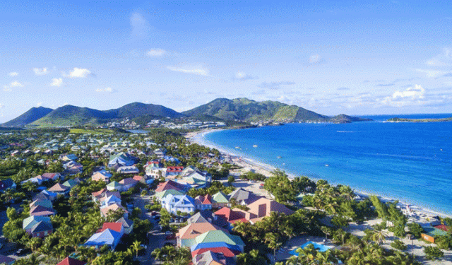 জাহাজ চলাচল শুরু, খুলল সেন্টমার্টিনের দুয়ার