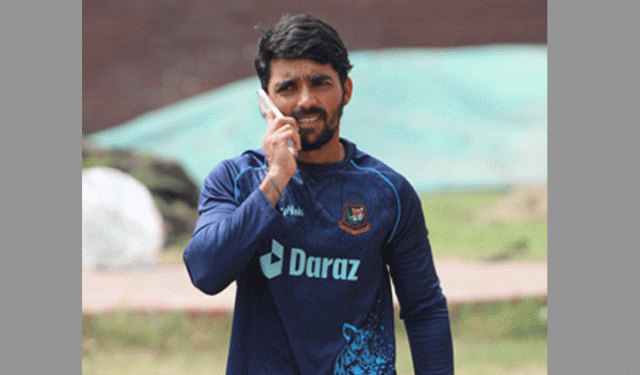 বিপিএলের আগে মুমিনুলকে সিডনিতে খেলার সুযোগ দিলেন হাথুরুসিংহে