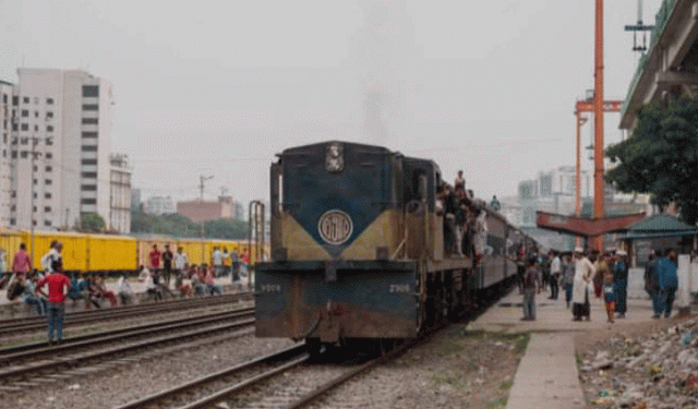 ঢাকায় ট্রেনে কাটা পড়ে নিহত ১