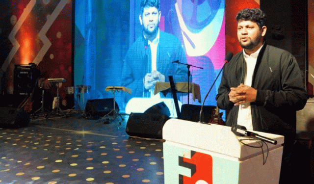 চলচ্চিত্রকে বিশ্ব দরবারে উপস্থাপনে সংশ্লিষ্ট সকলকে কাজ করতে হবে