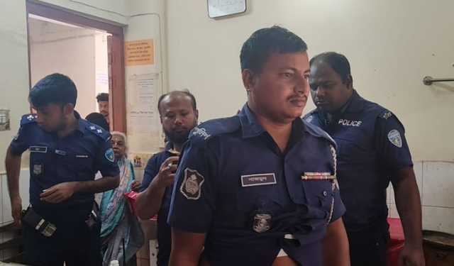 তদন্তে গিয়ে হামলার শিকার ৩ পুলিশ সদস্য