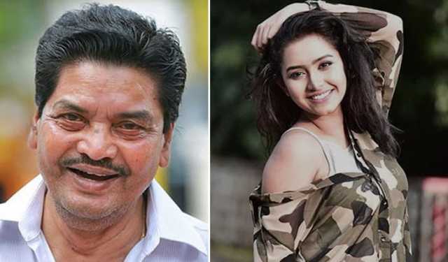 ‘হঠ‍াৎ দেখি আমজাদ হোসেন স‍্যার বারান্দায় দাঁড়িয়ে কাঁদছেন’