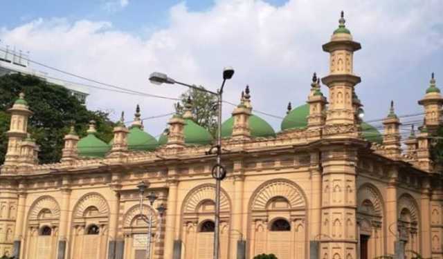 টিপু সুলতান মসজিদে একদিন